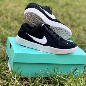 Nike SB Force 58